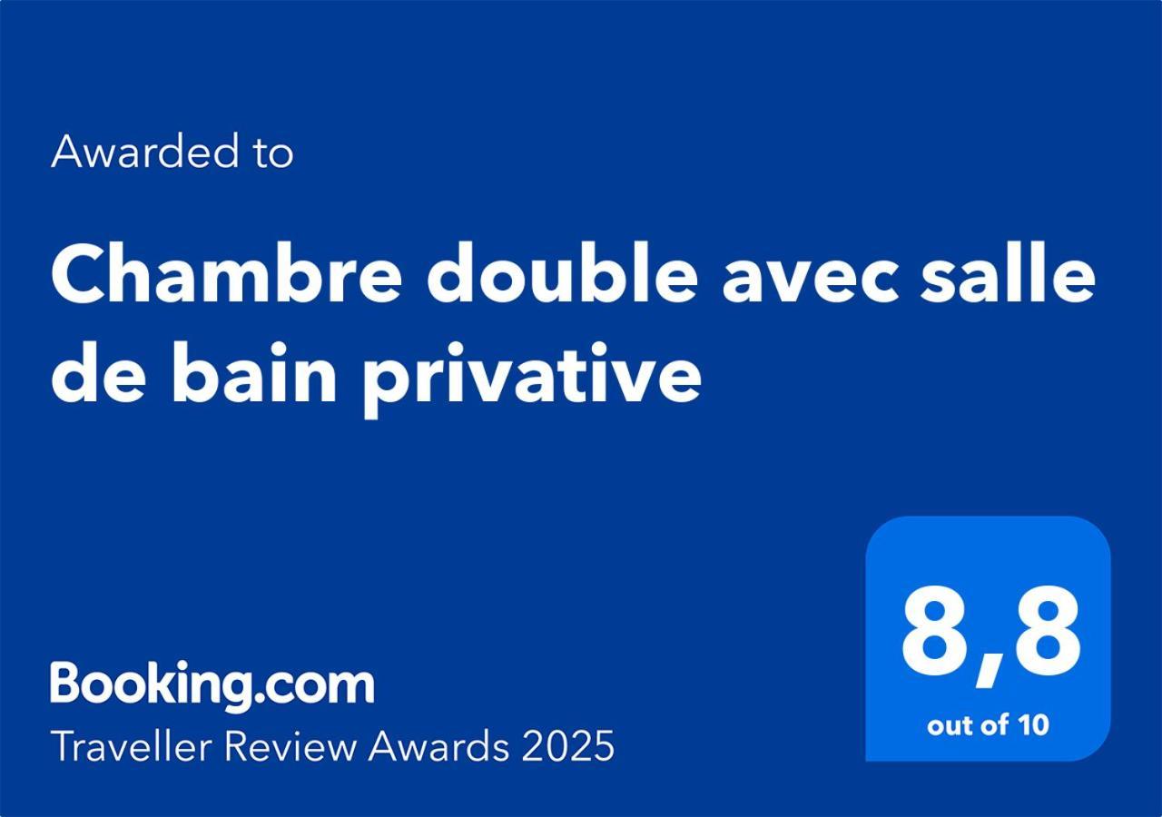 Chambre Double Avec Salle De Bain Privative Auxerre Luaran gambar